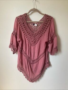 Crochet V-Neck Tunic Top in Dusty Rose